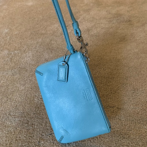 COACH Wristlet - Picture 1 of 6
